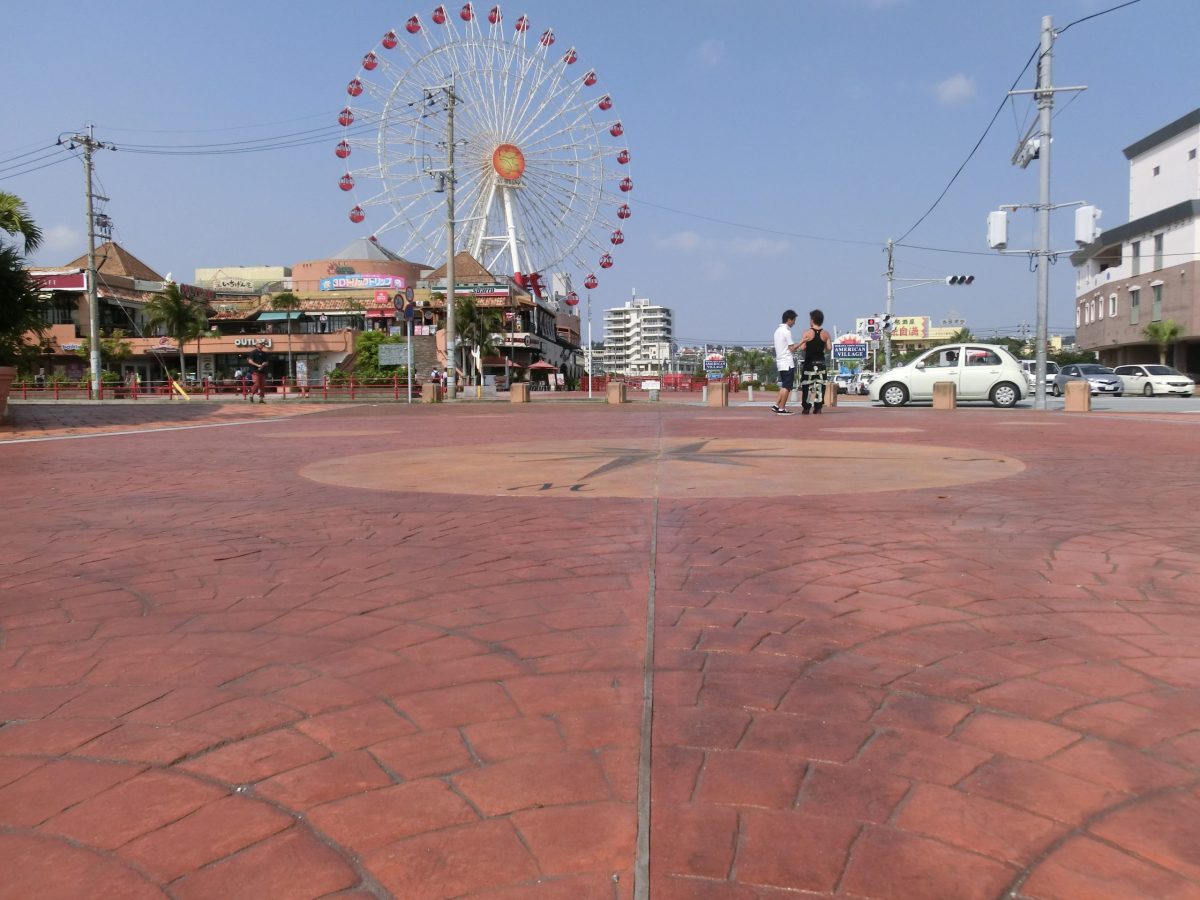 スタンプコンクリート　《　歩道　》